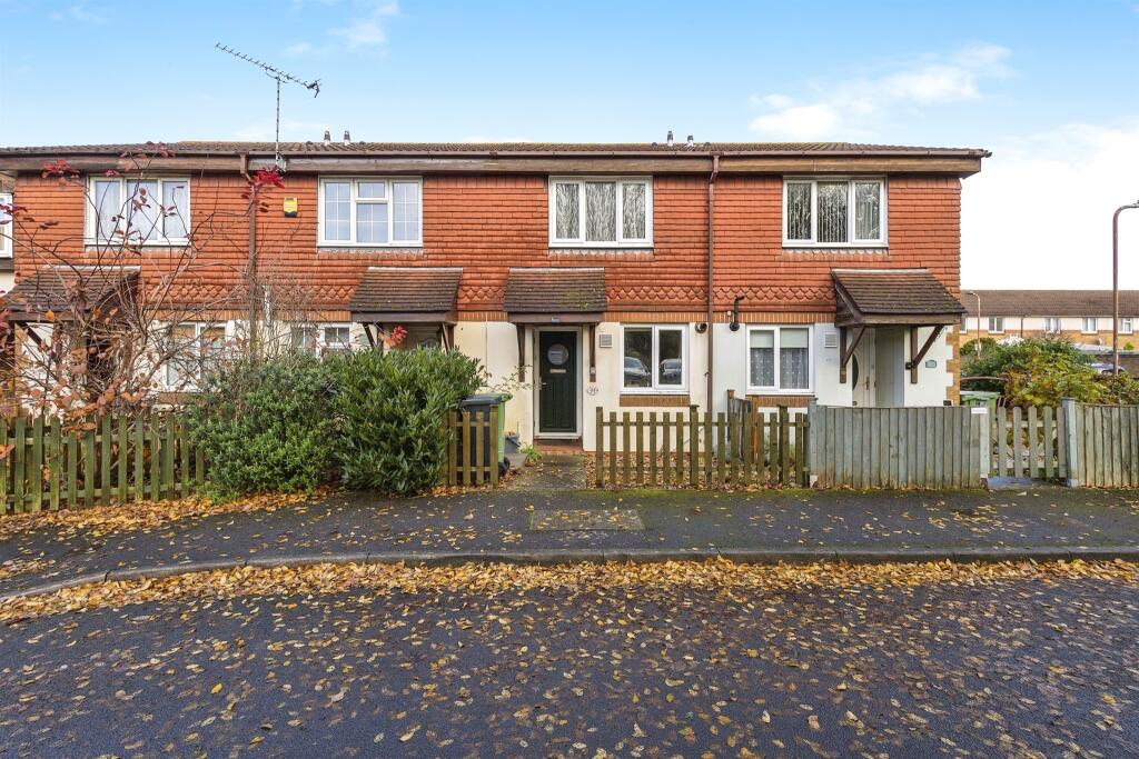 2 bedroom terraced house for sale in Templeton Close, Portsmouth, PO2