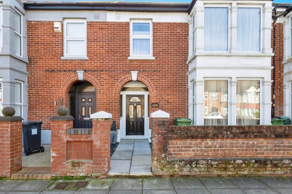 3 bedroom terraced house for sale in Northern Parade, Portsmouth, PO2