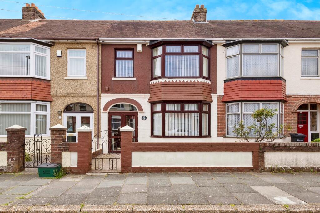 3 bedroom terraced house for sale in Beechwood Road, Portsmouth, PO2