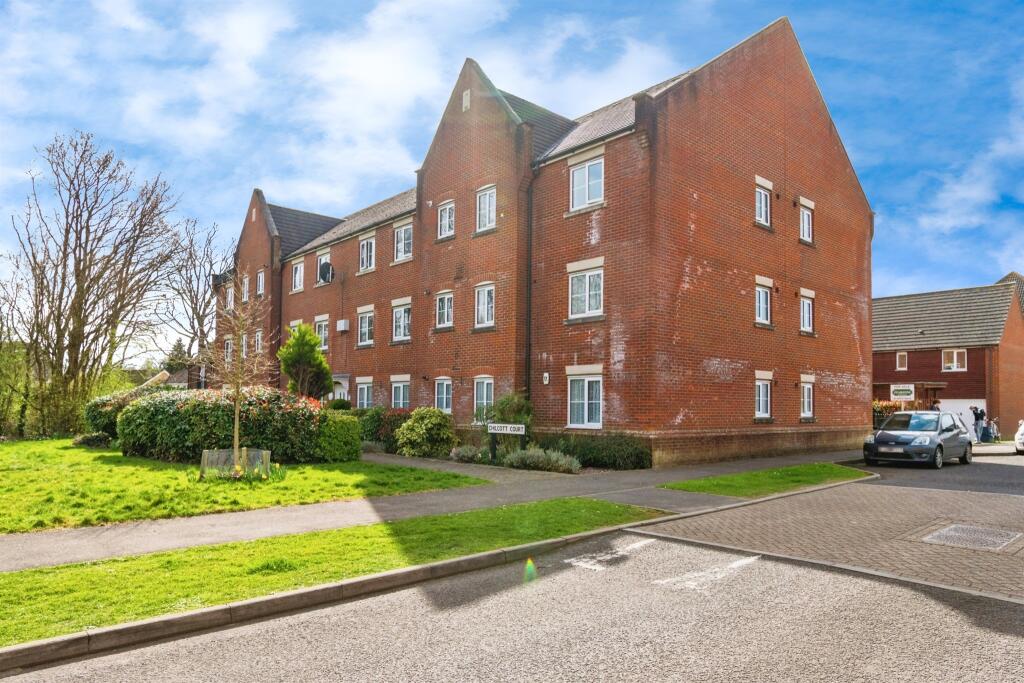 Main image of property: Chilcott Court, North Baddesley, Southampton