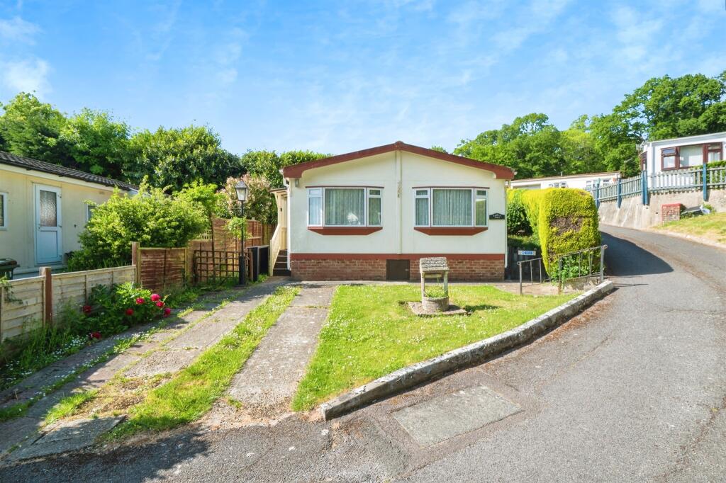 Main image of property: Upper Toothill Road, Rownhams, Southampton