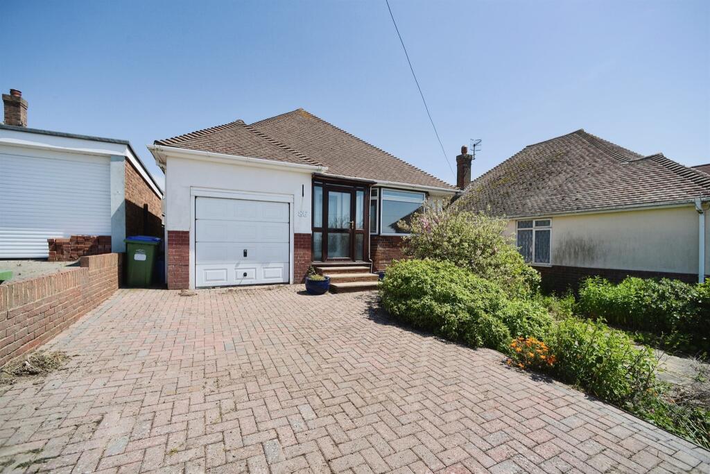 2 bedroom detached bungalow for sale in Longridge Avenue, Saltdean