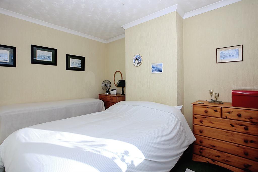 3 bedroom semidetached house for sale in Newark Avenue, Peterborough, PE1