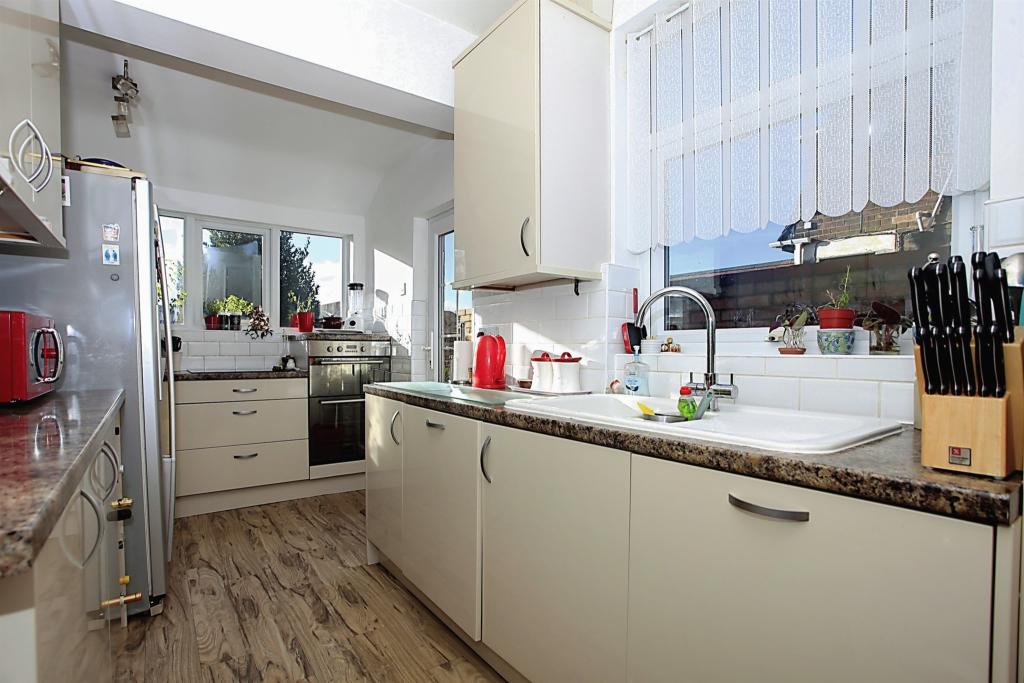 3 bedroom semidetached house for sale in Newark Avenue, Peterborough, PE1