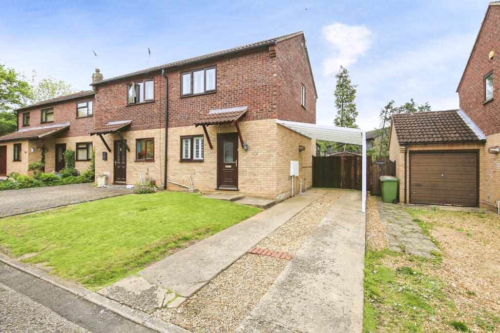 2 bedroom semidetached house for sale in Ferryview, Orton Wistow