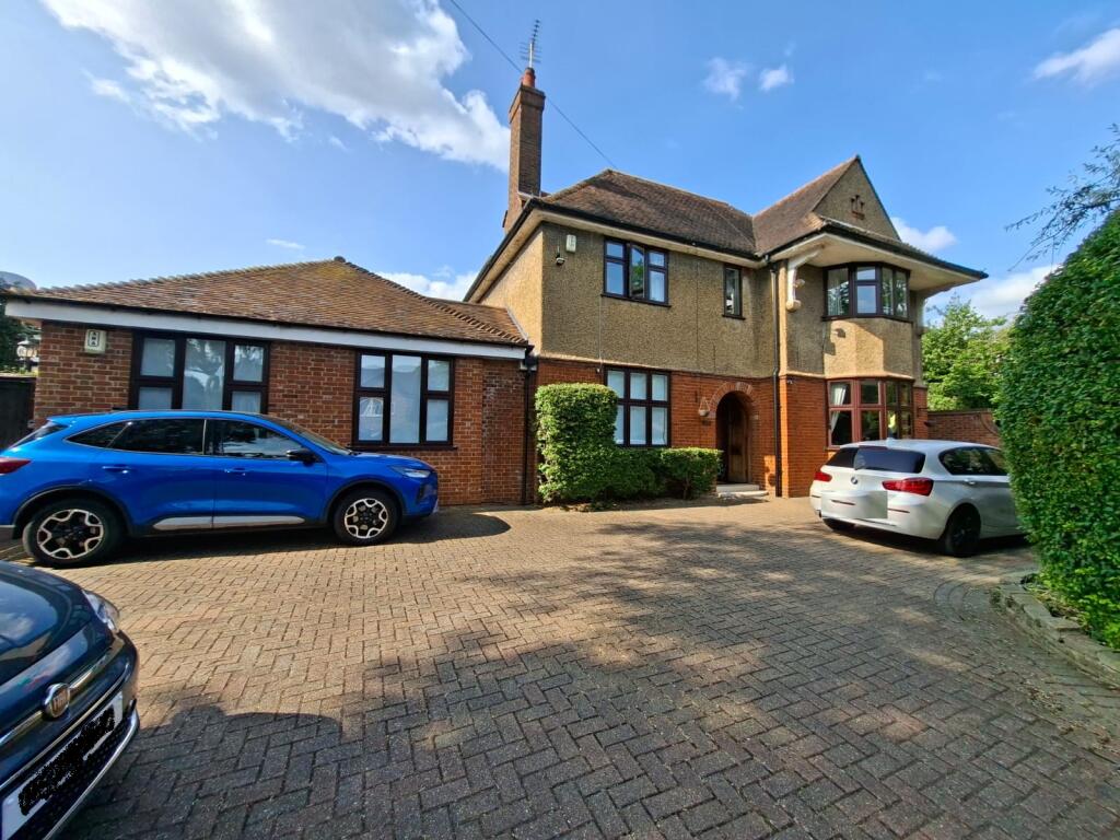 Main image of property: Broadway, Peterborough