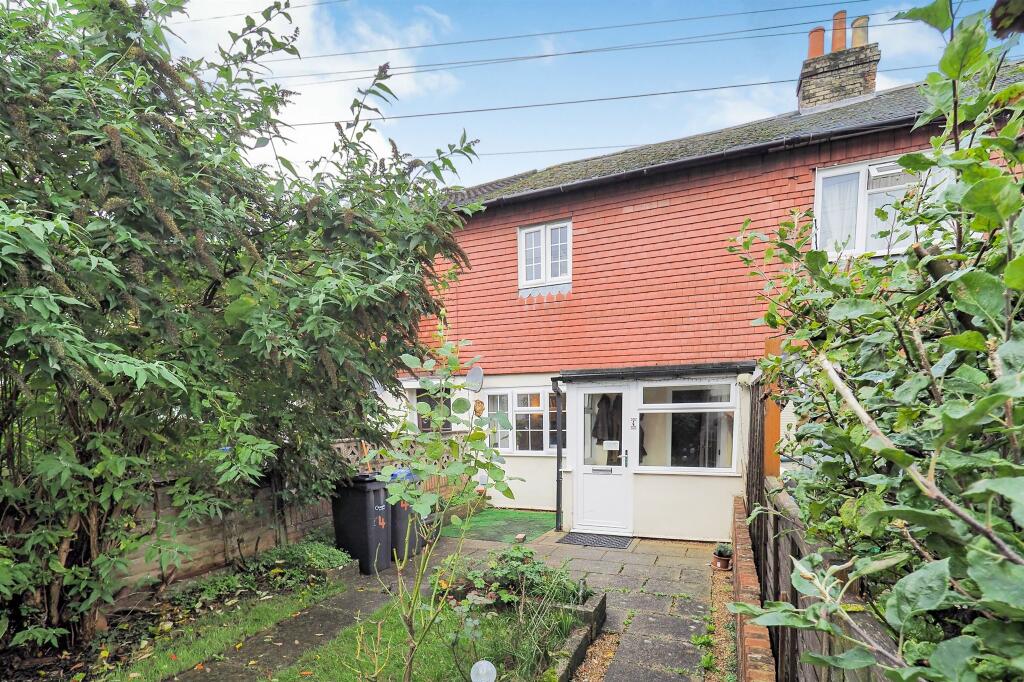 2 bedroom terraced house for sale in Egerton Place, SALISBURY, SP2