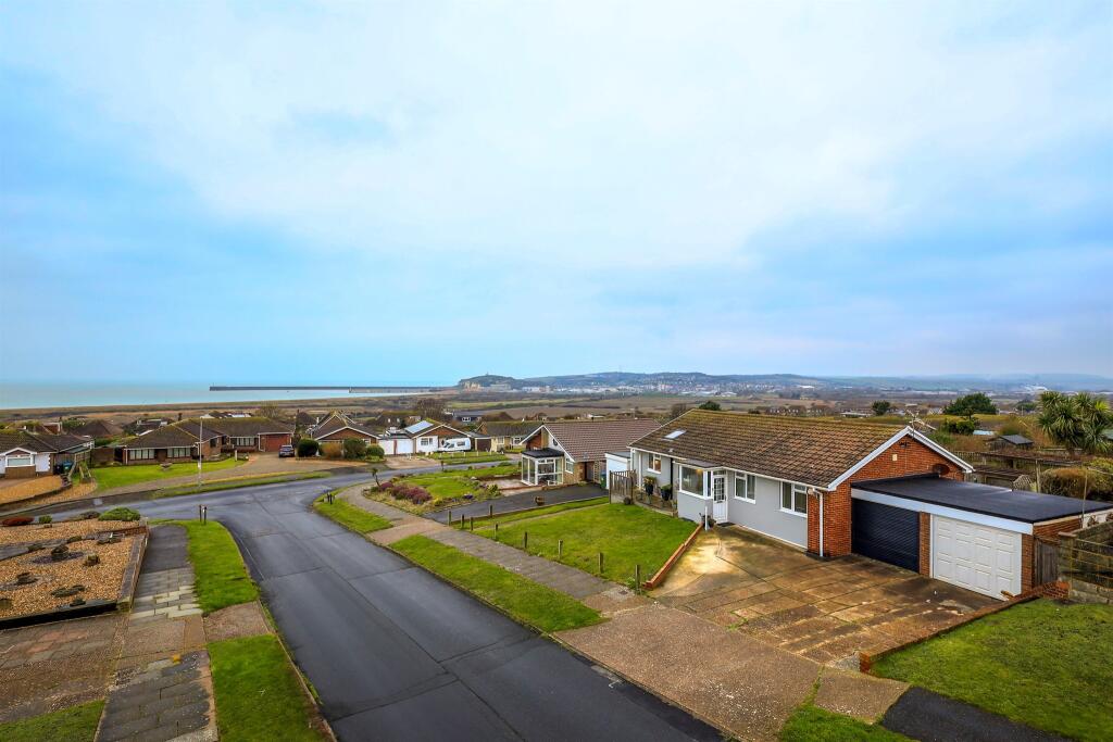 Additional property image - Rochford Way, Seaford