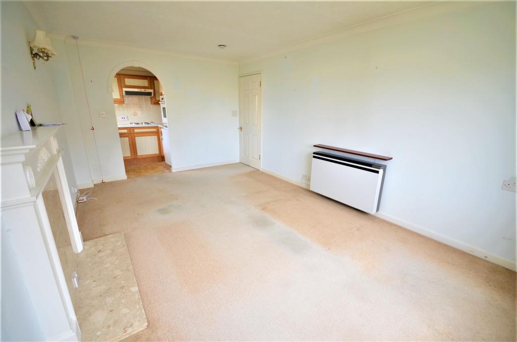 1 bedroom flat for sale in Marine Parade, Seaford, BN25
