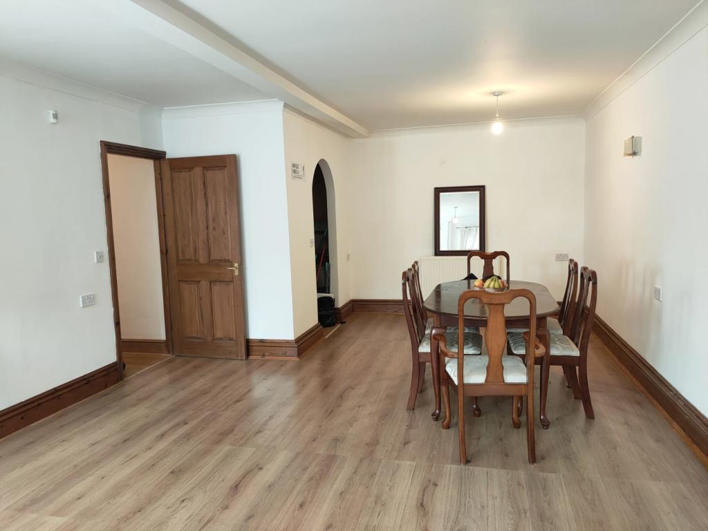 2 bedroom apartment for sale in Barnsley Road, South Elmsall