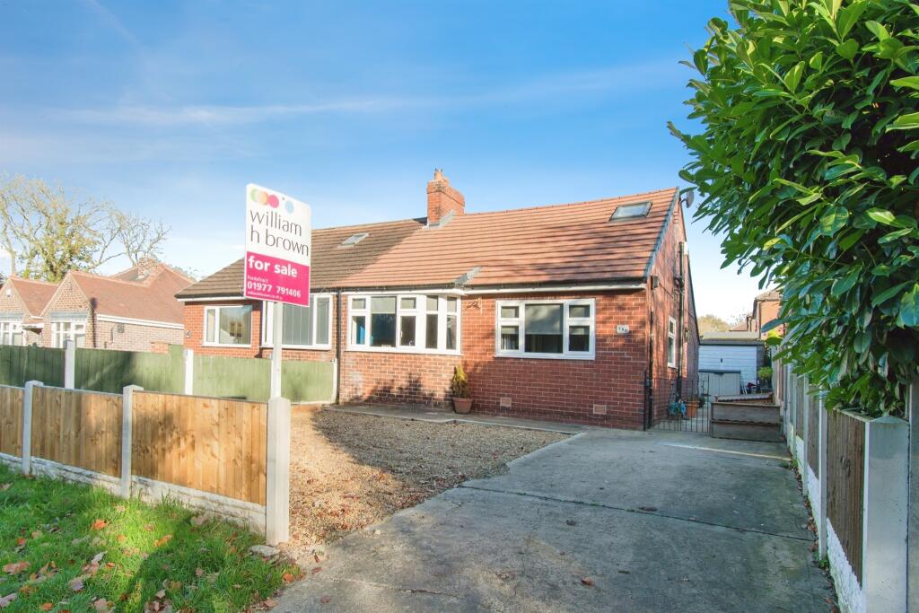 Main image of property: Featherstone Lane, Featherstone, Pontefract