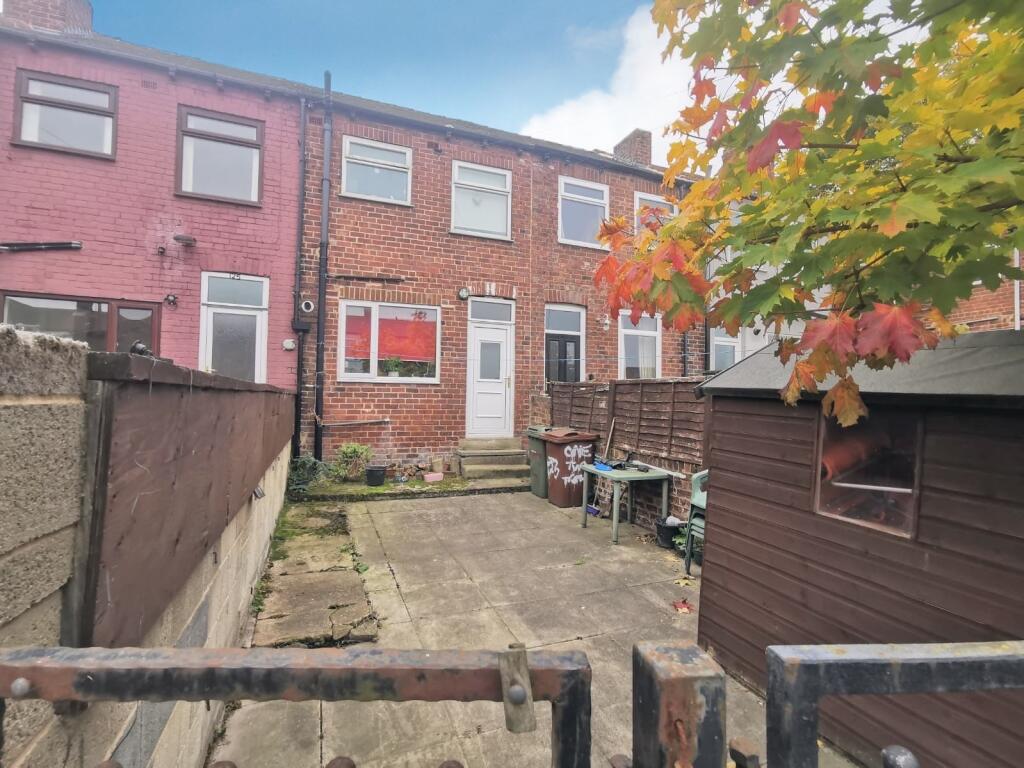 Main image of property: Wakefield Road, Featherstone, Pontefract