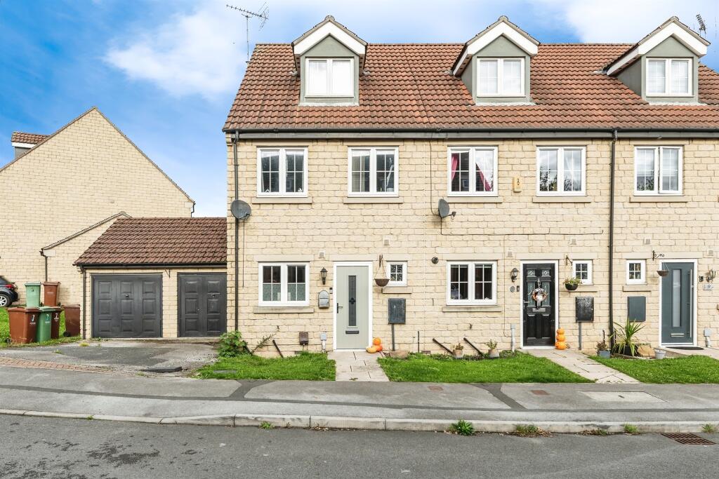 Main image of property: Lyng Court, Knottingley