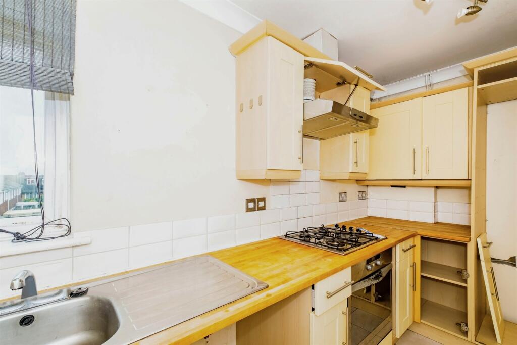 Additional property image - Chanctonbury Drive, Shoreham-By-Sea