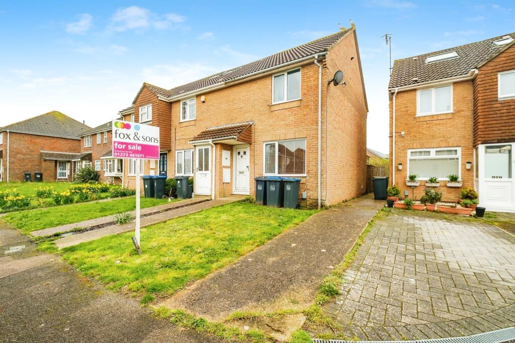 2 bedroom semidetached house for sale in Church Green, ShorehamBySea, BN43