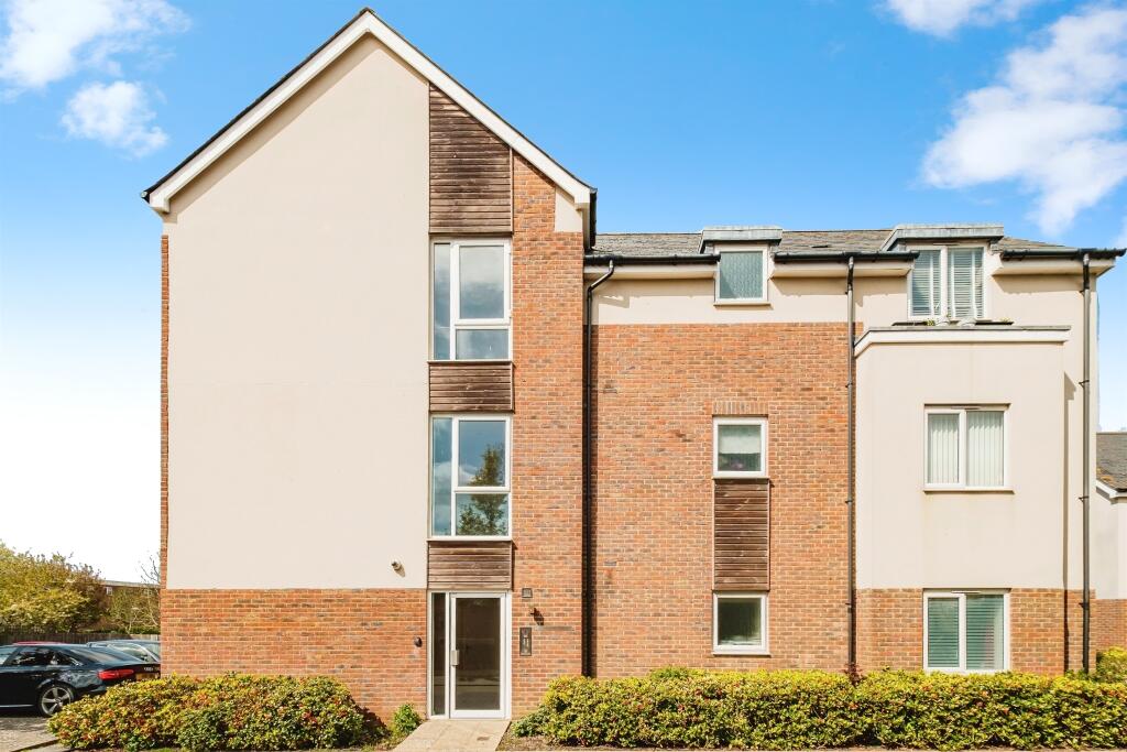 Additional property image - Amber Close, Shoreham-By-Sea