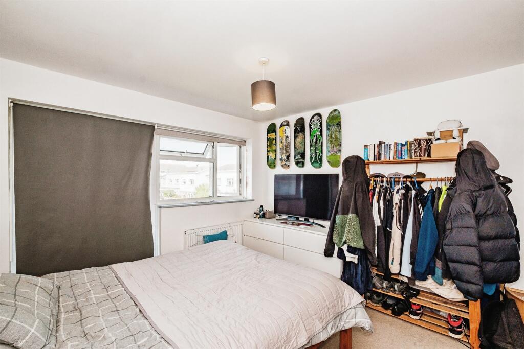 Additional property image - Flag Square, Shoreham-By-Sea