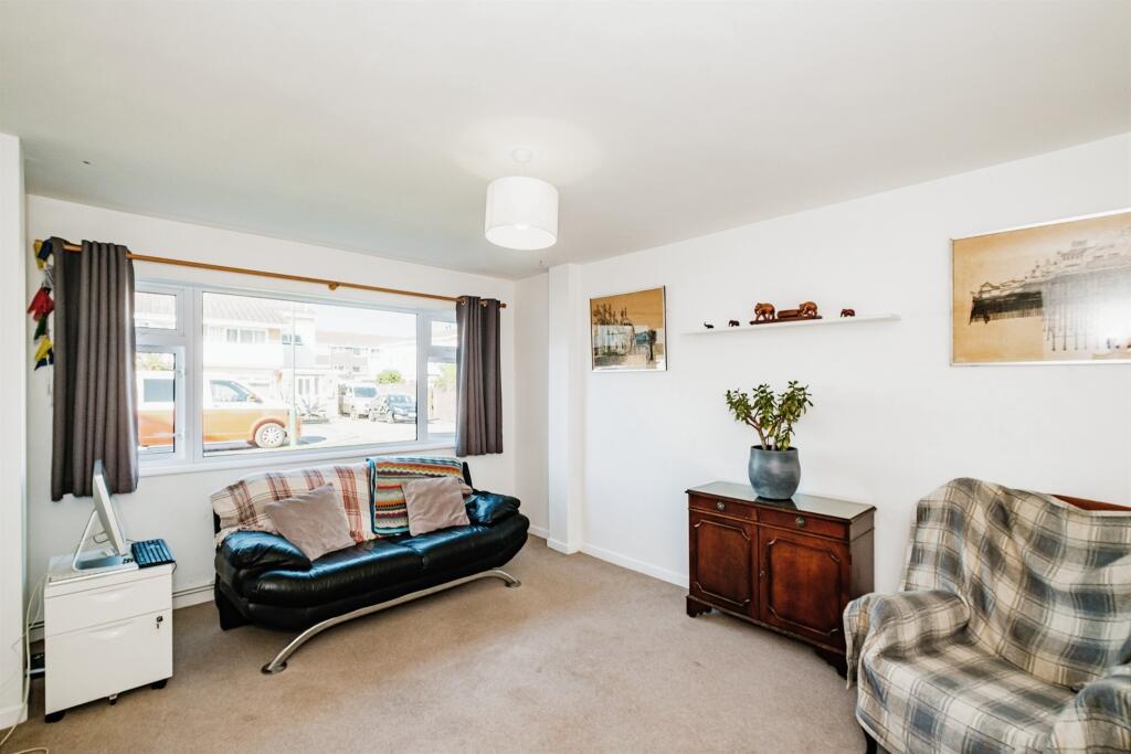 Additional property image - Flag Square, Shoreham-By-Sea