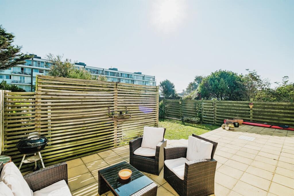 Additional property image - Flag Square, Shoreham-By-Sea