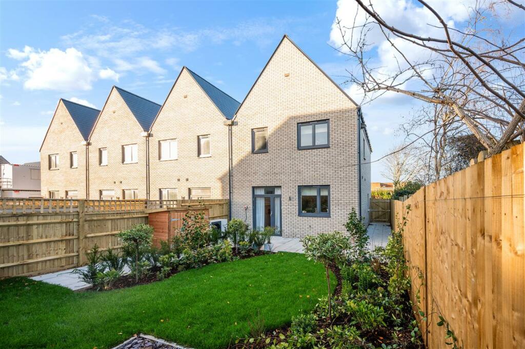 Additional property image - Manor Hall Road, Southwick, Brighton