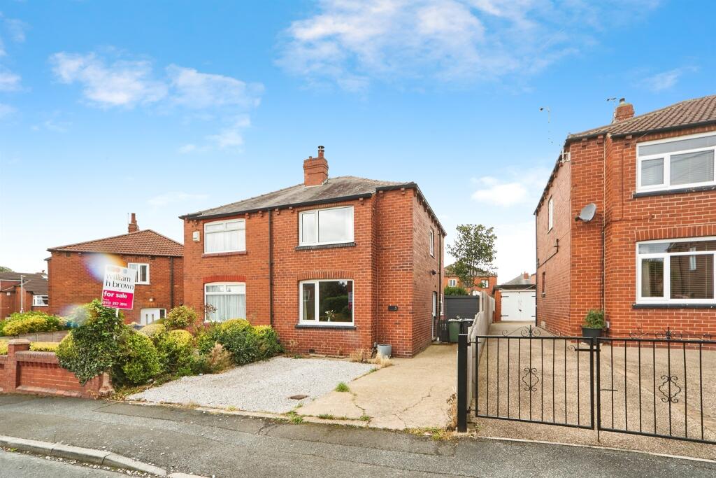 Main image of property: Leysholme View, Leeds