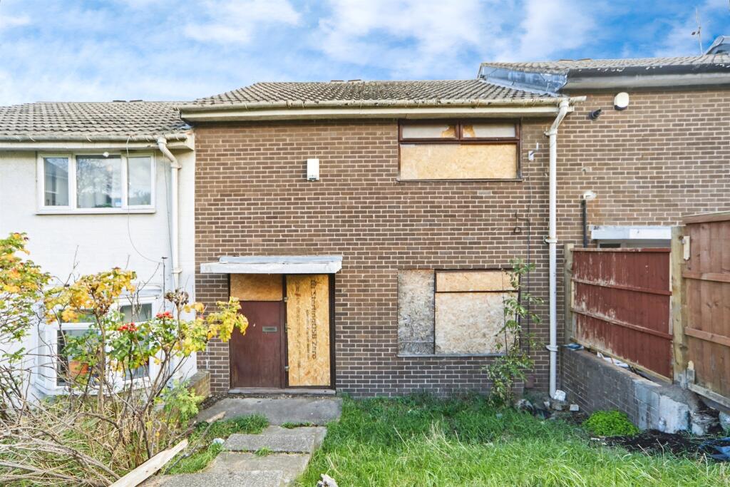 Main image of property: Snowden Close, Leeds