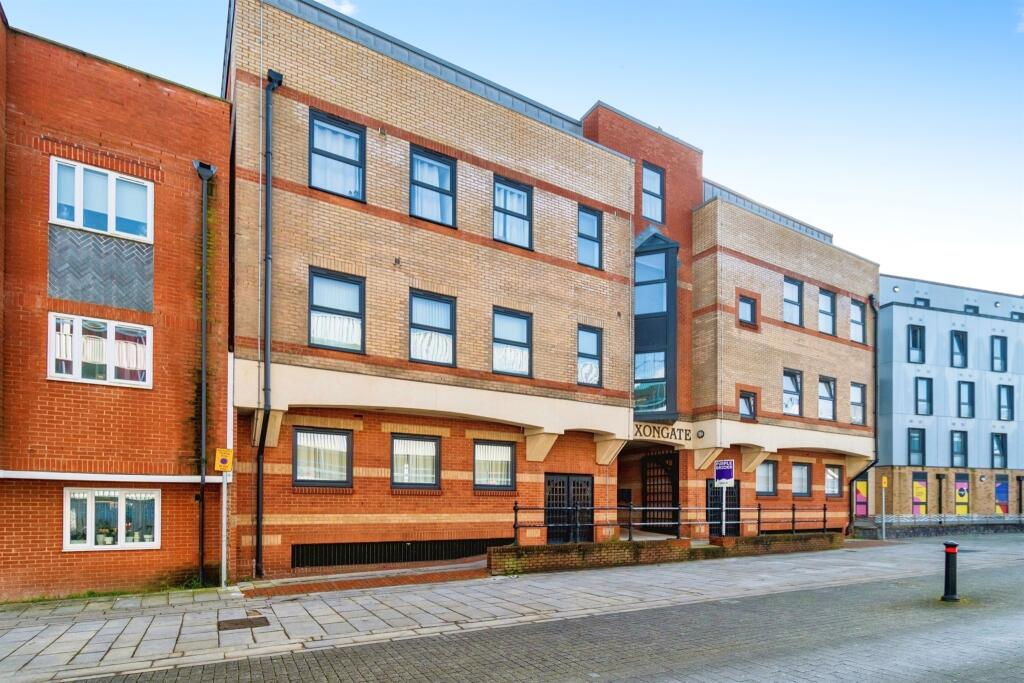 2 bedroom apartment for sale in Back Of The Walls, Southampton, SO14