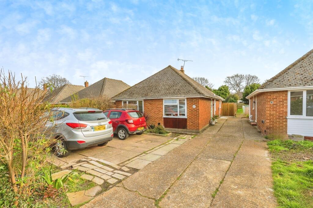 Main image of property: Barnsfield Crescent, Totton, Southampton