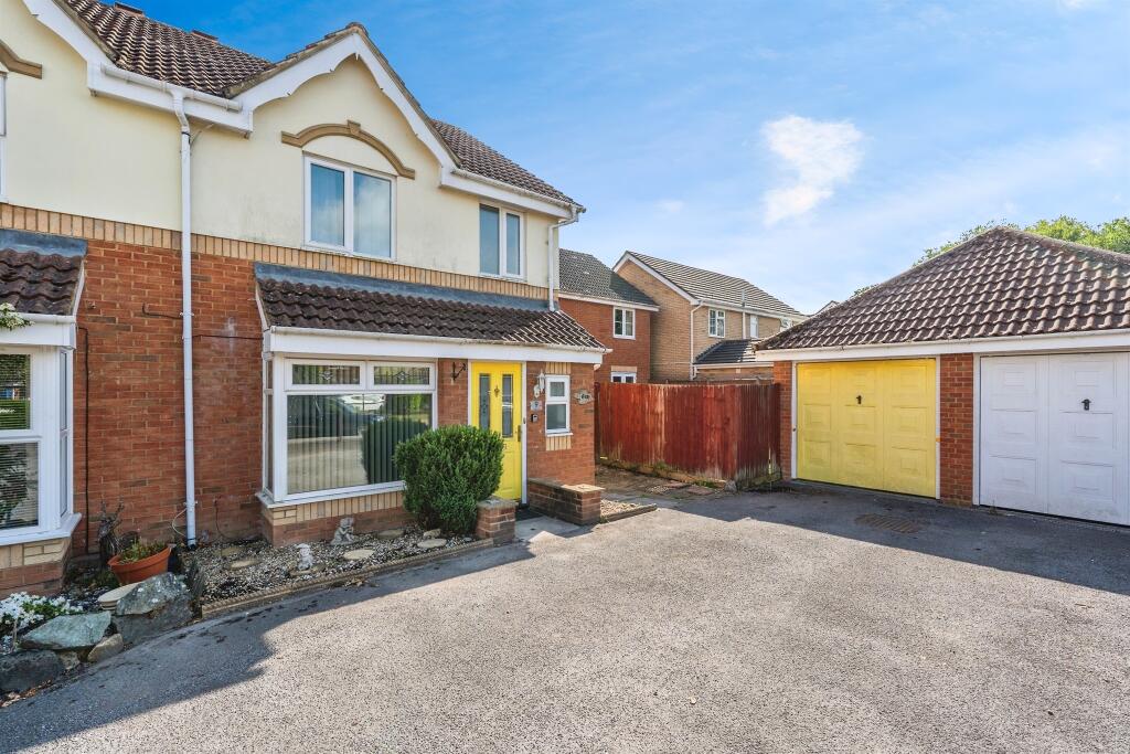 Main image of property: Singleton Way, Totton, Southampton