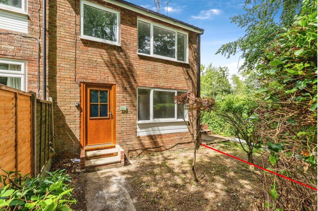 Main image of property: The Drive, Totton, SOUTHAMPTON