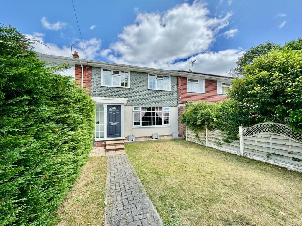Main image of property: Maytree Gardens, Waterlooville
