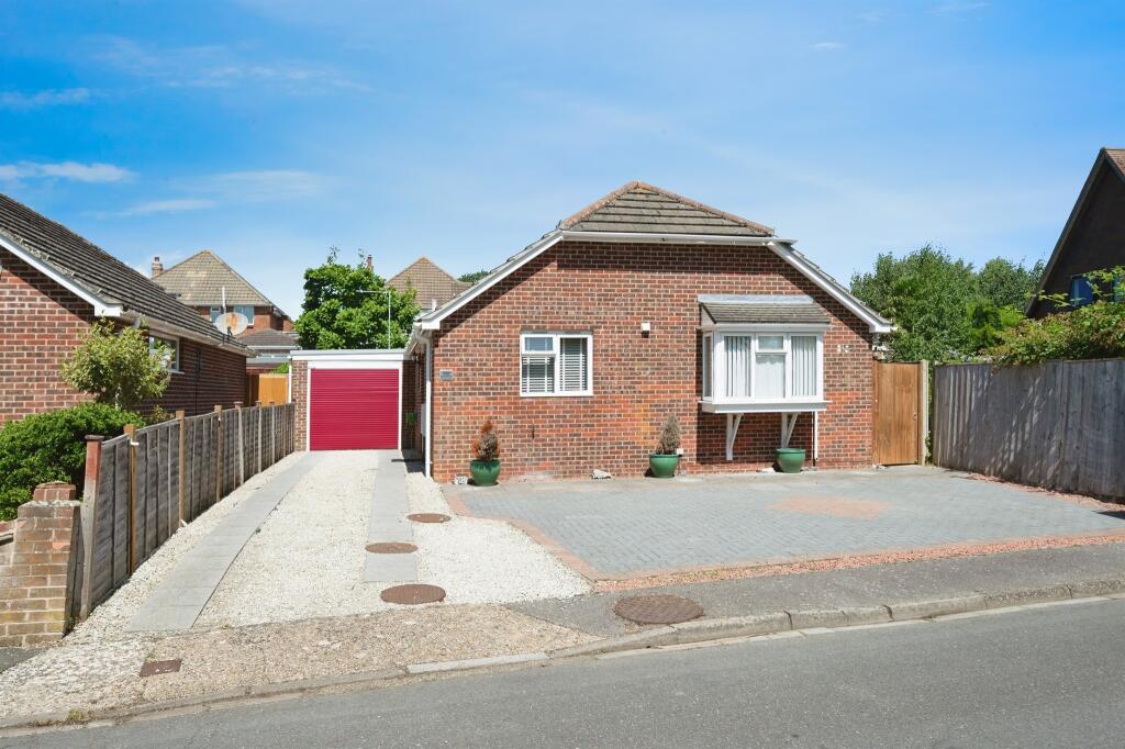 Main image of property: Maralyn Avenue, Waterlooville