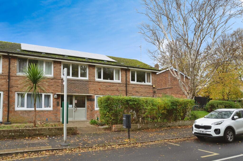 Main image of property: Wakefords Way, Havant