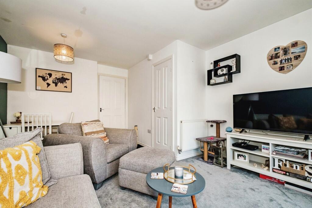 Additional property image - Gratwicke Drive, Wick, Littlehampton