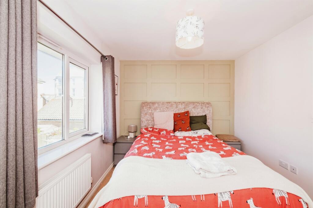 Additional property image - Gratwicke Drive, Wick, Littlehampton