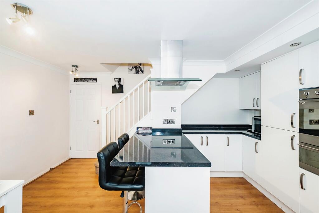 Additional property image - Longships, Littlehampton