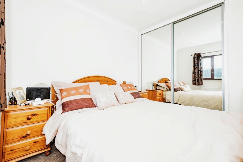 Additional property image - Longships, Littlehampton
