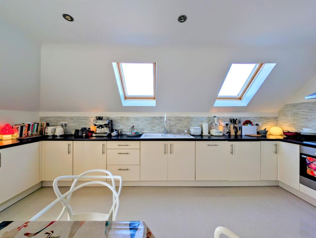 Additional property image - Wallace Avenue, Worthing