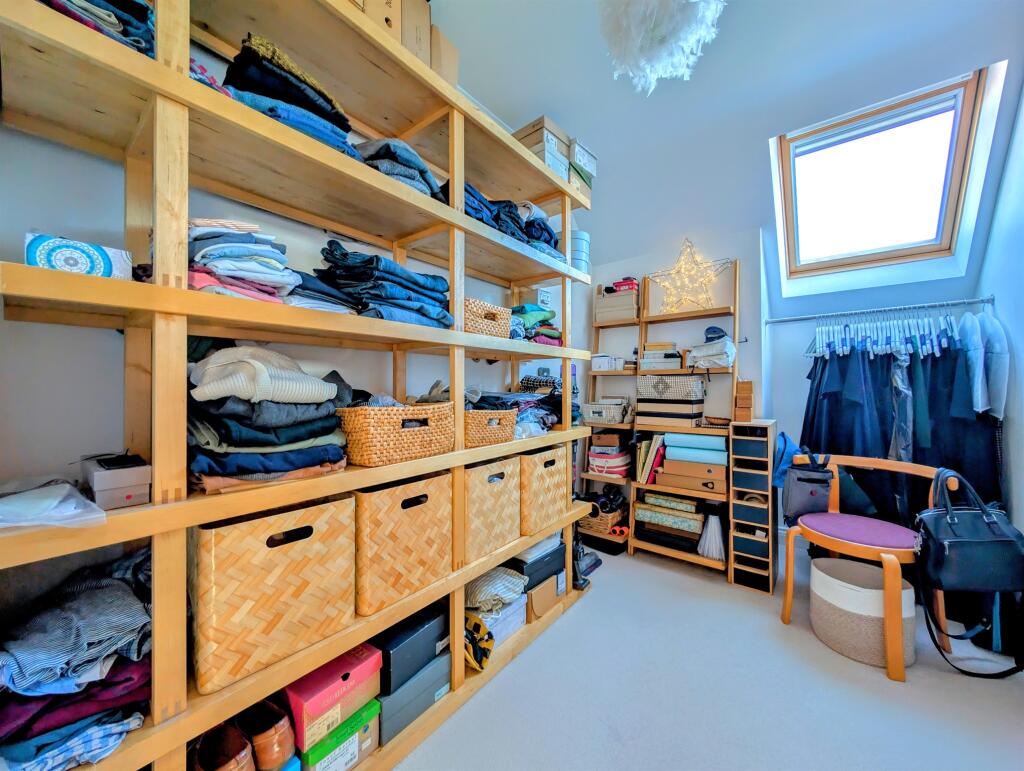 Additional property image - Wallace Avenue, Worthing