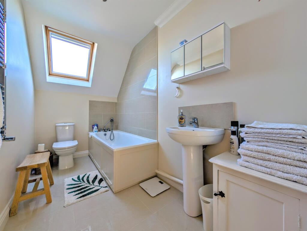 Additional property image - Wallace Avenue, Worthing