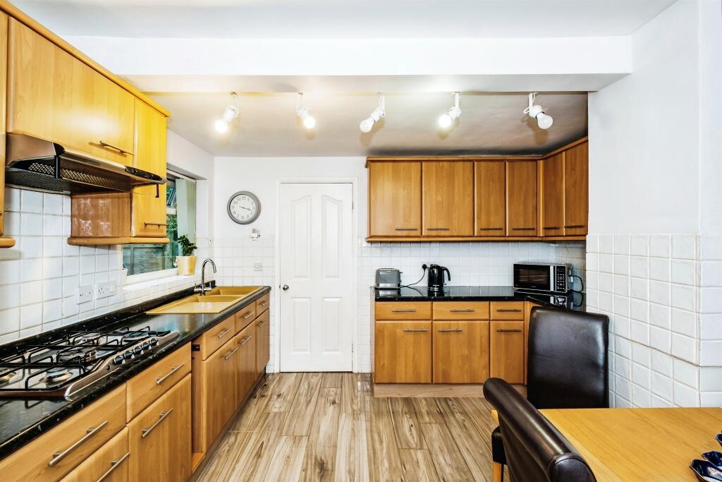 Additional property image - Cleveland Close, Worthing