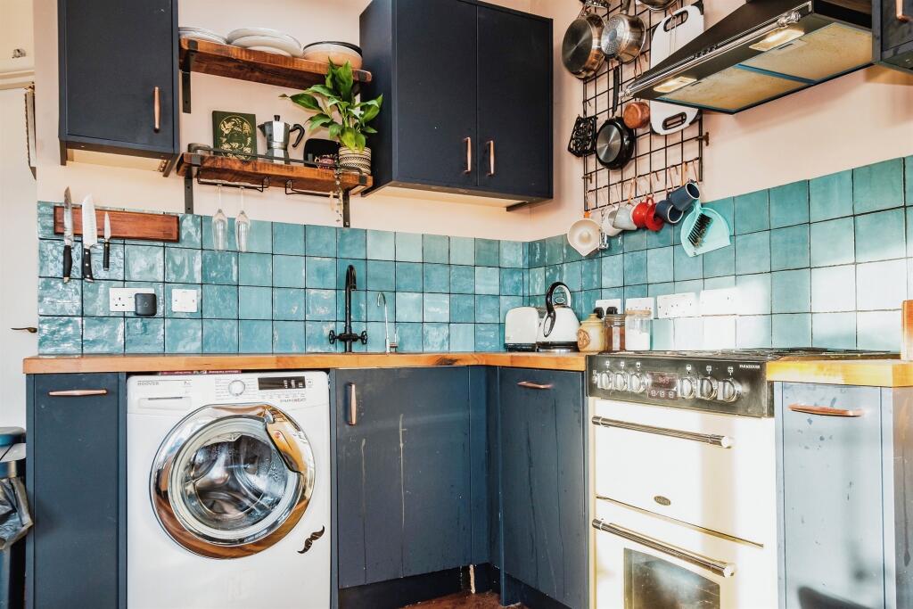 Additional property image - The Boulevard, Goring-By-Sea, Worthing