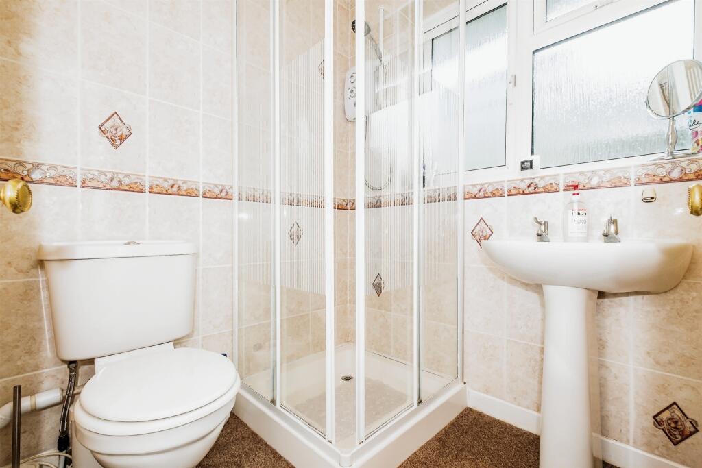 Additional property image - Fernhurst Drive, Goring-By-Sea, Worthing