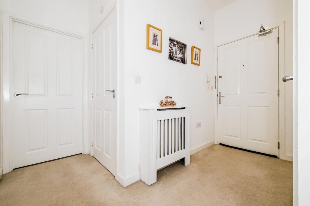 Additional property image - Snapdragon Lane, Worthing