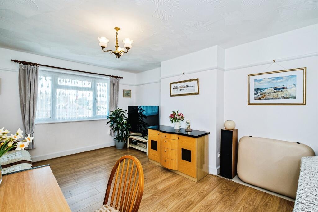 Additional image 3 of Sea Place, Goring-By-Sea, Worthing