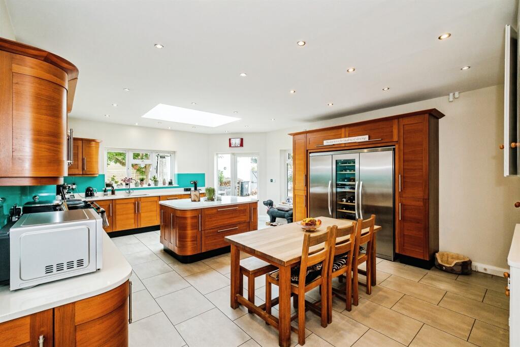 Additional image 5 of Shaftesbury Avenue, Goring-By-Sea, Worthing