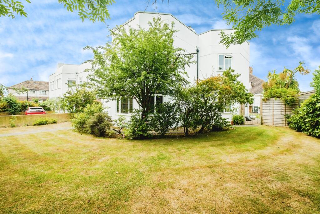 Additional image 17 of Shaftesbury Avenue, Goring-By-Sea, Worthing