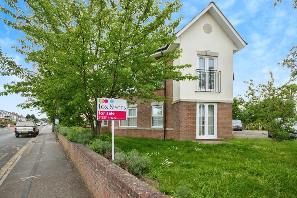 Additional property image - Charminster Avenue, Bournemouth