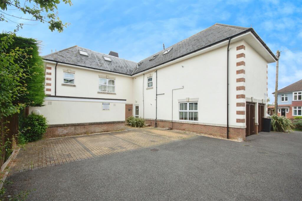 Additional property image - Charminster Avenue, Bournemouth