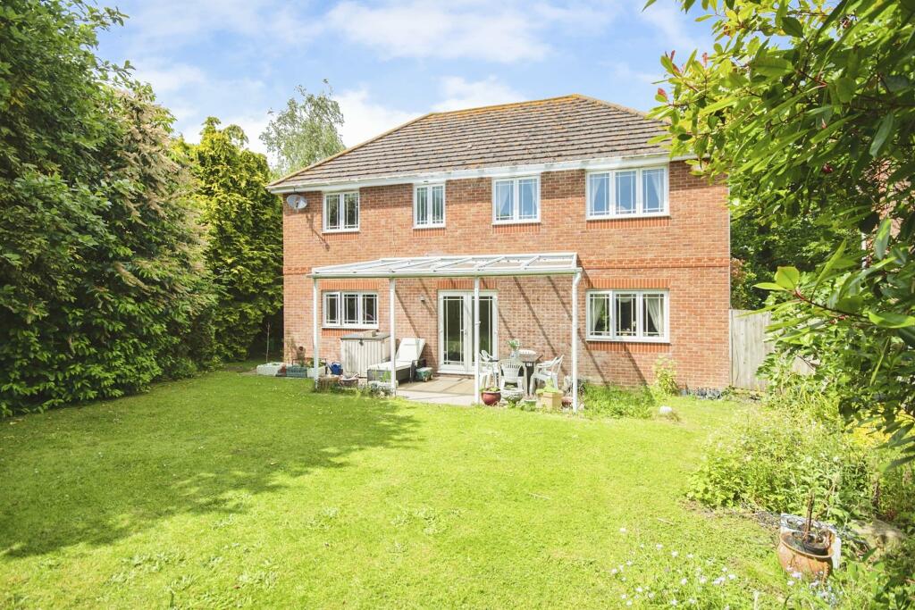 Additional property image - Lake Grove Road, New Milton